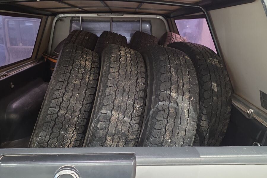 Nissan Pick-up vaihtoauto