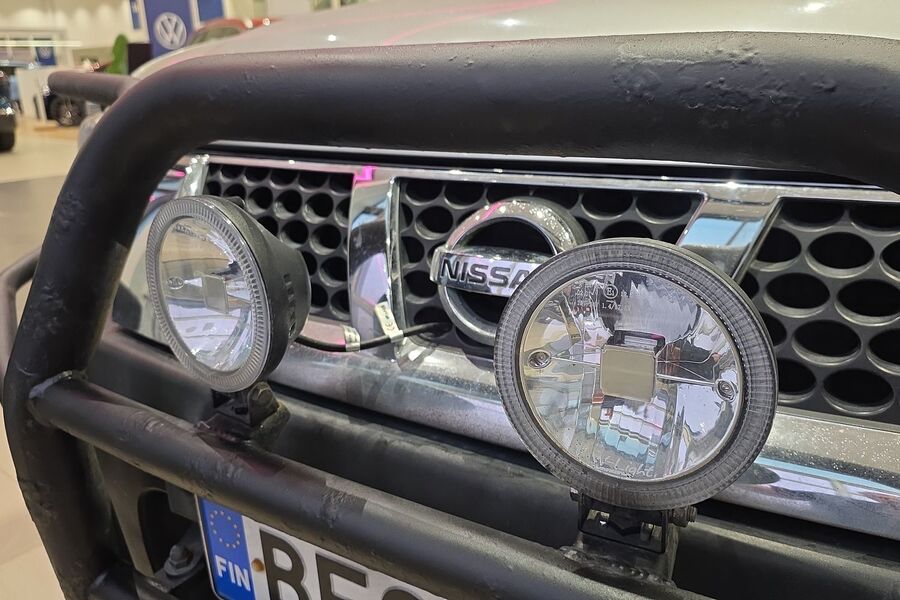 Nissan Pick-up vaihtoauto