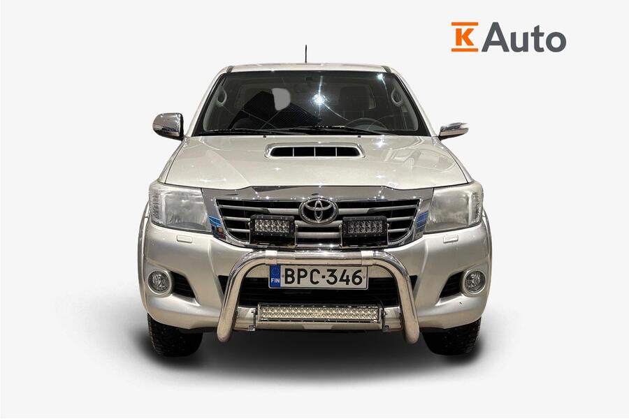 Toyota Hilux vaihtoauto