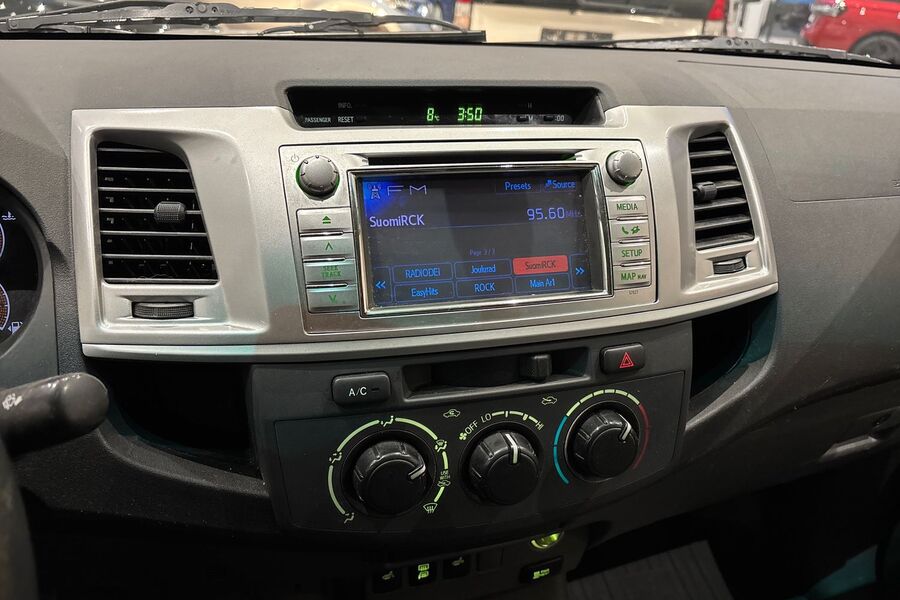 Toyota Hilux vaihtoauto