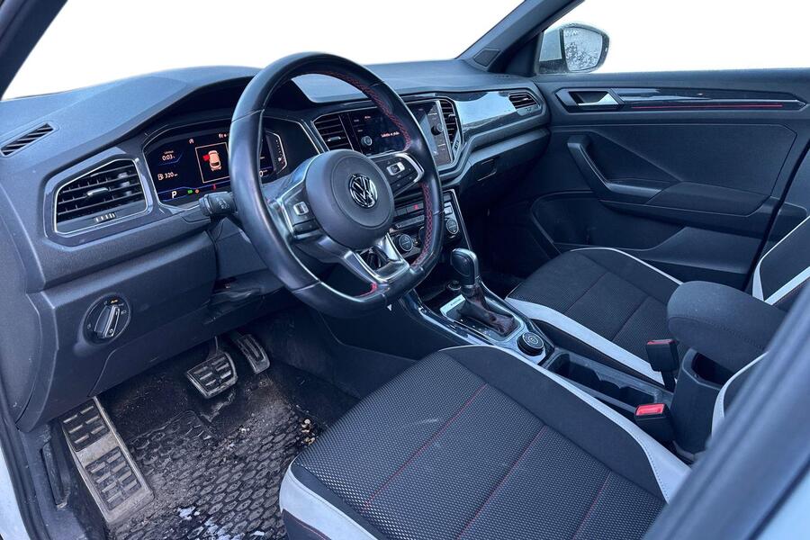 Volkswagen T-Roc vaihtoauto