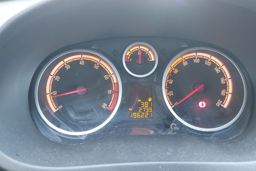 Opel Corsa vaihtoauto