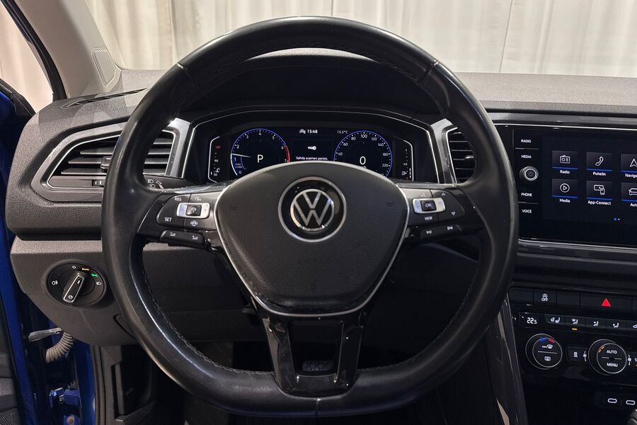 Volkswagen T-Roc vaihtoauto