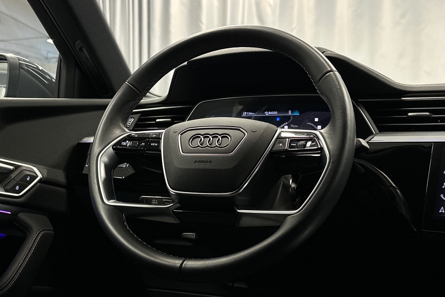 Audi Q8 e-tron vaihtoauto