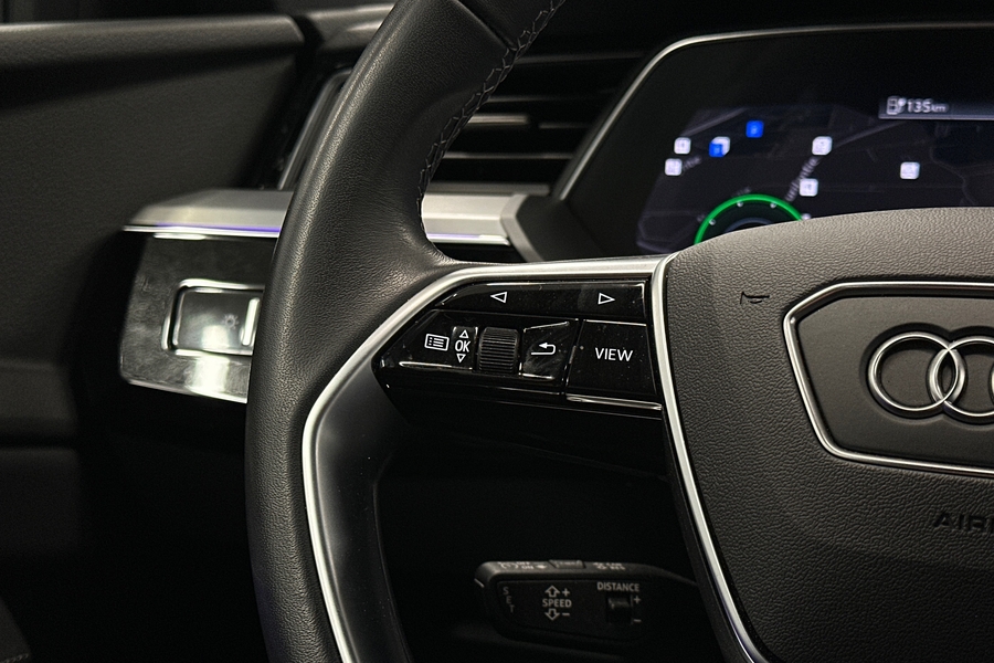 Audi Q8 e-tron vaihtoauto