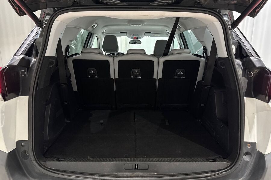 Peugeot 5008 vaihtoauto