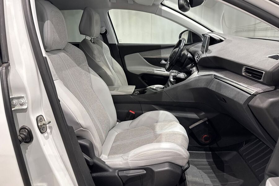 Peugeot 5008 vaihtoauto