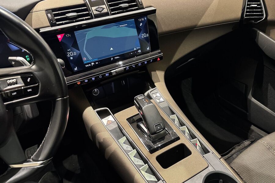 DS 7 Crossback vaihtoauto