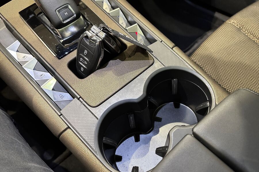 DS 7 Crossback vaihtoauto