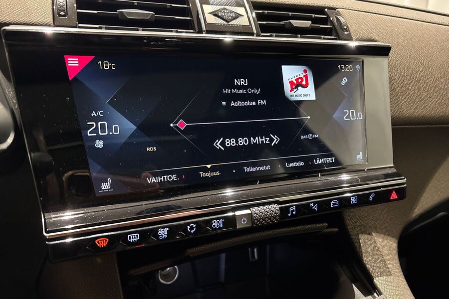 DS 7 Crossback vaihtoauto