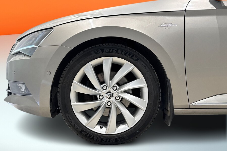 Skoda Superb vaihtoauto