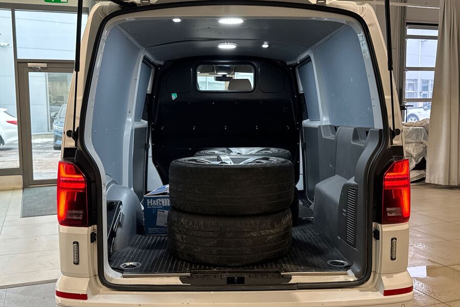 Volkswagen Transporter vaihtoauto