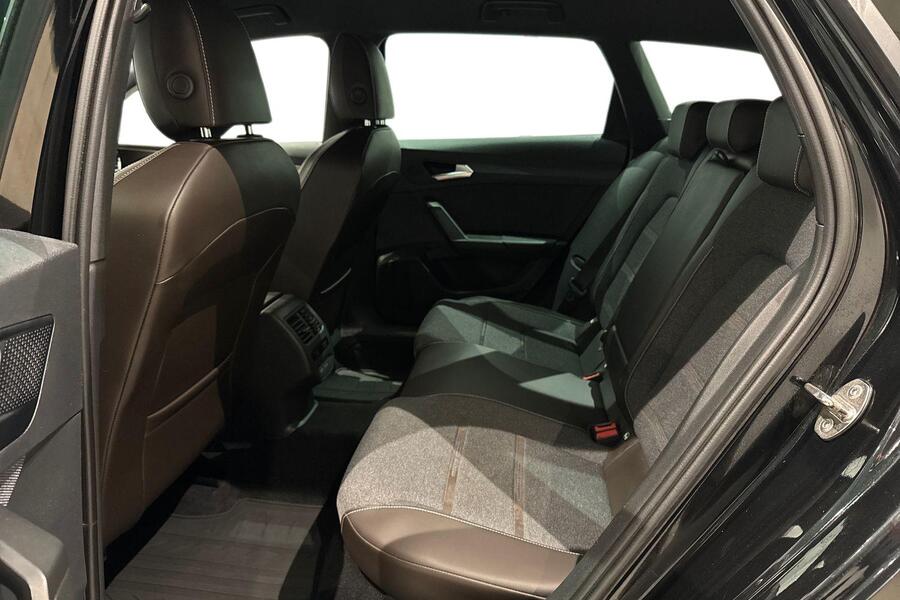 SEAT Leon Sportstourer vaihtoauto