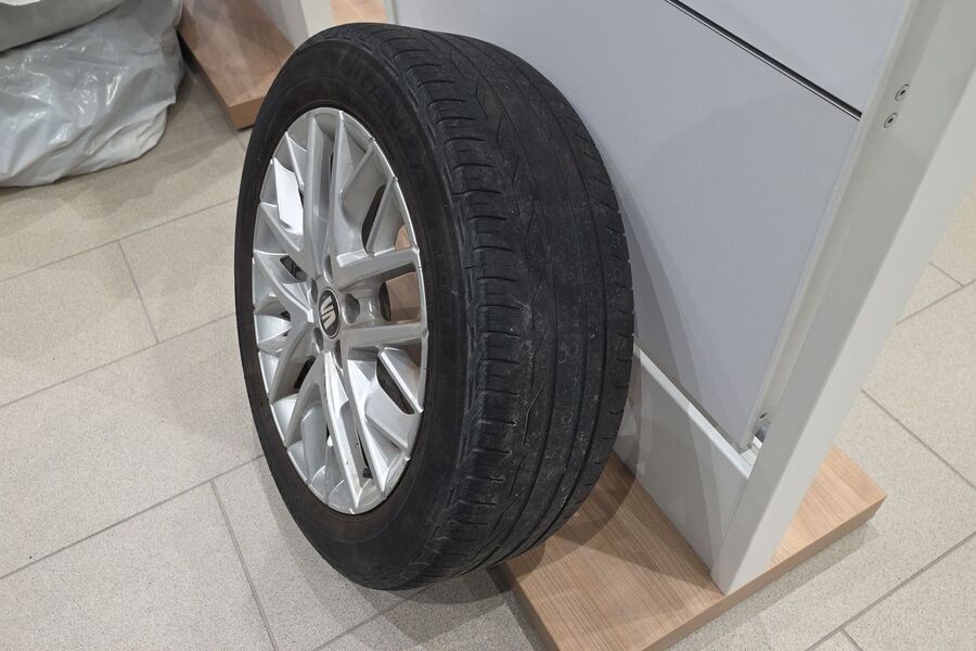 SEAT Ibiza vaihtoauto