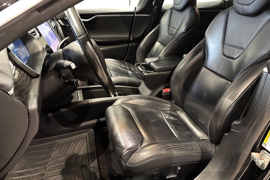 Tesla Model S vaihtoauto