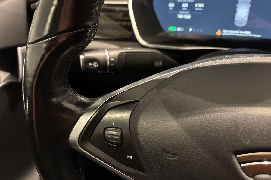 Tesla Model S vaihtoauto