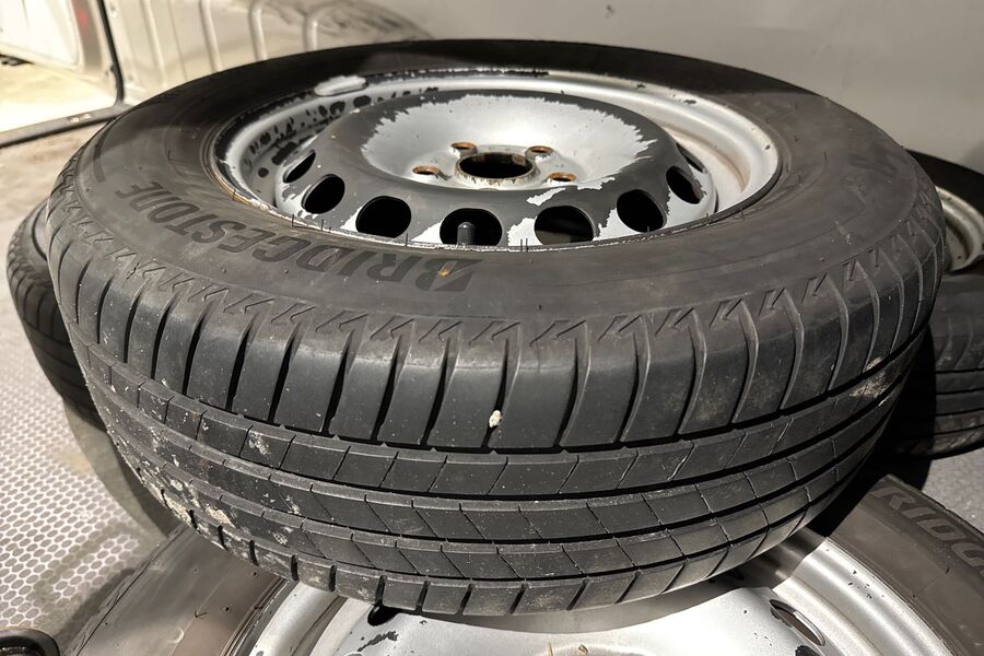 Volkswagen Caddy Maxi vaihtoauto