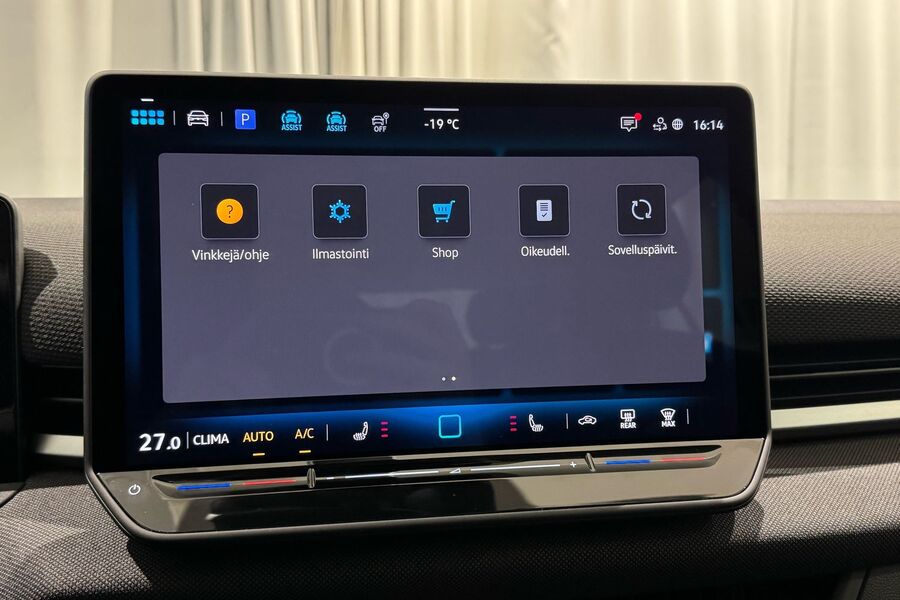 Volkswagen T-Roc vaihtoauto