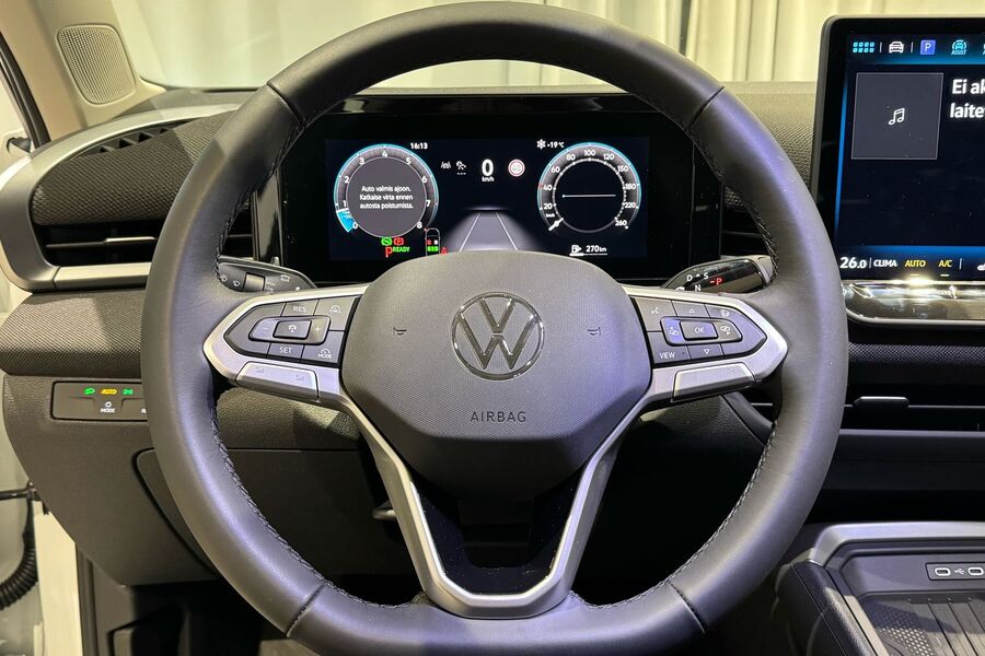 Volkswagen T-Roc vaihtoauto