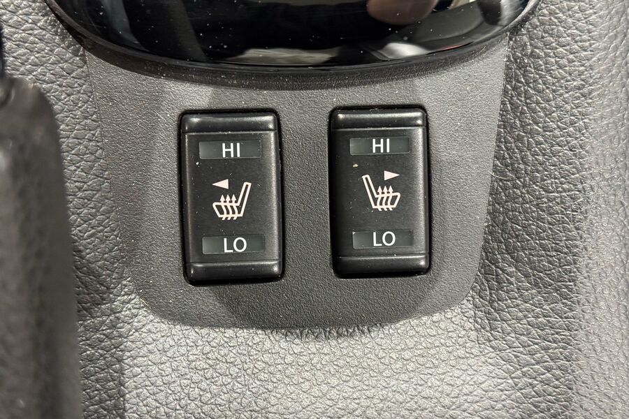 Nissan Pulsar vaihtoauto