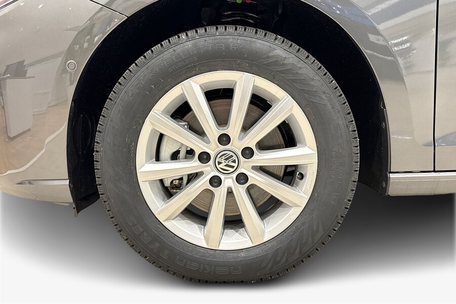 Volkswagen Caddy Maxi vaihtoauto