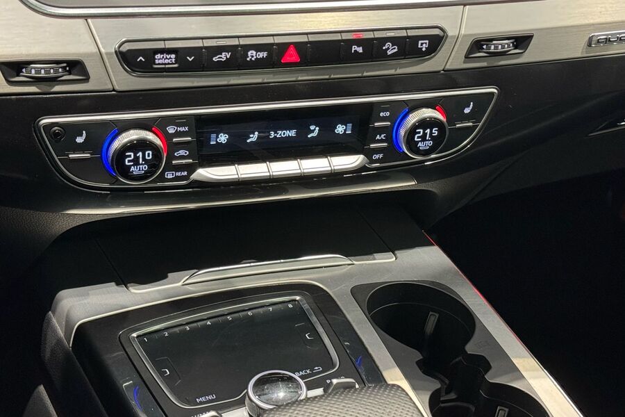Audi Q7 vaihtoauto