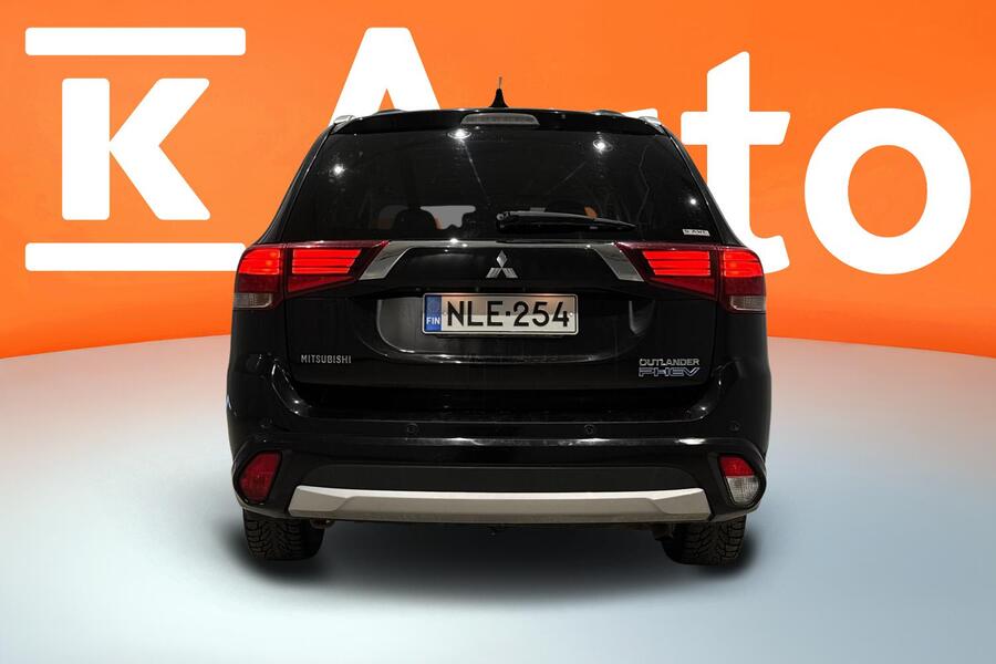 Mitsubishi Outlander PHEV vaihtoauto