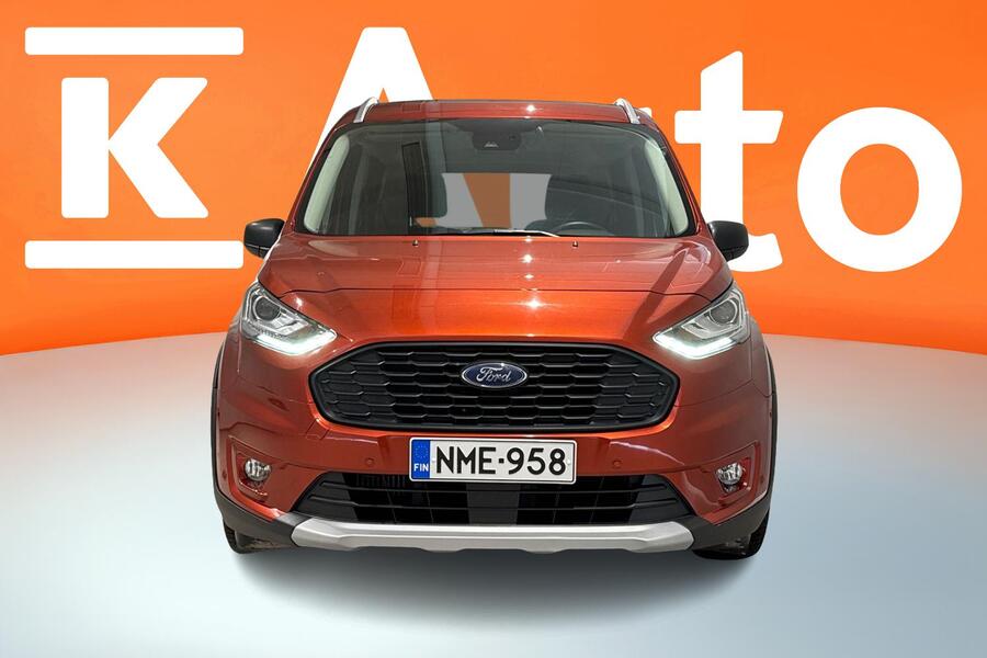 Ford Grand Tourneo Connect vaihtoauto
