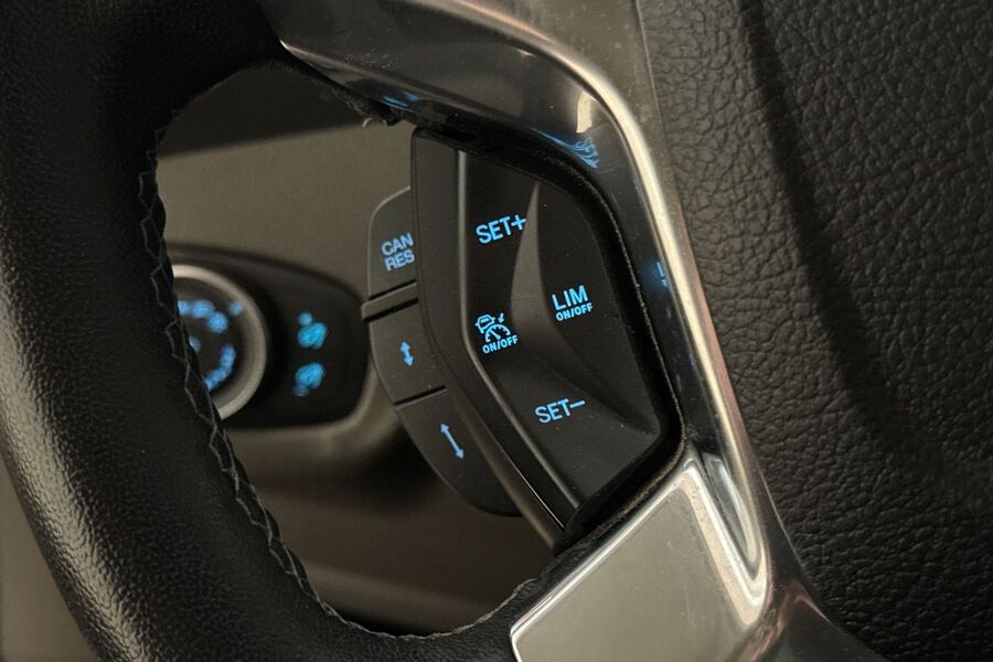 Ford Grand Tourneo Connect vaihtoauto