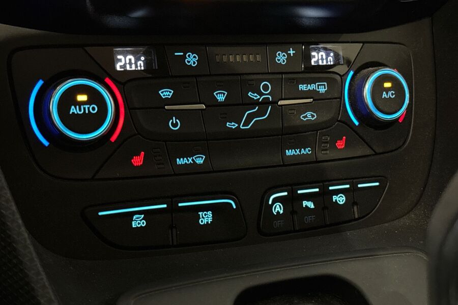 Ford Grand Tourneo Connect vaihtoauto