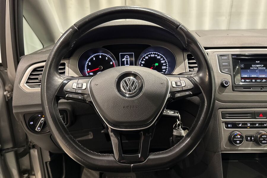 Volkswagen Golf Sportsvan vaihtoauto