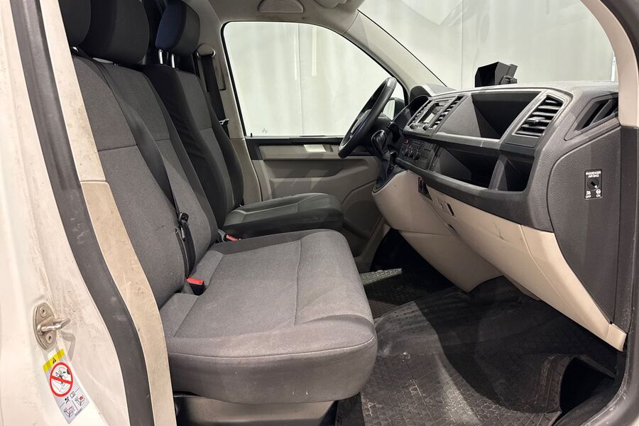 Volkswagen Transporter vaihtoauto