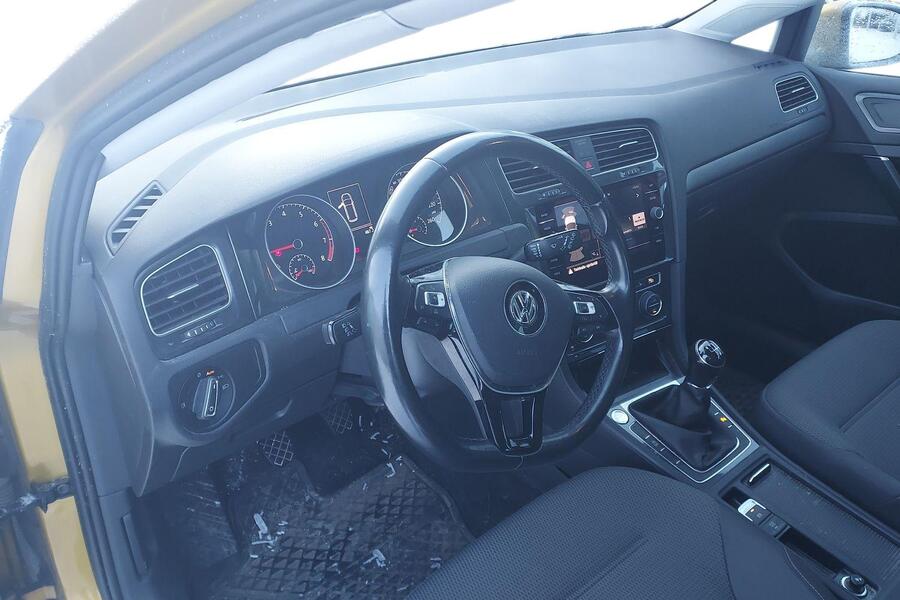 Volkswagen Golf vaihtoauto