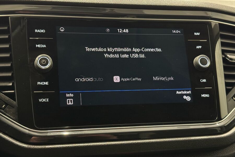 Volkswagen T-Roc vaihtoauto