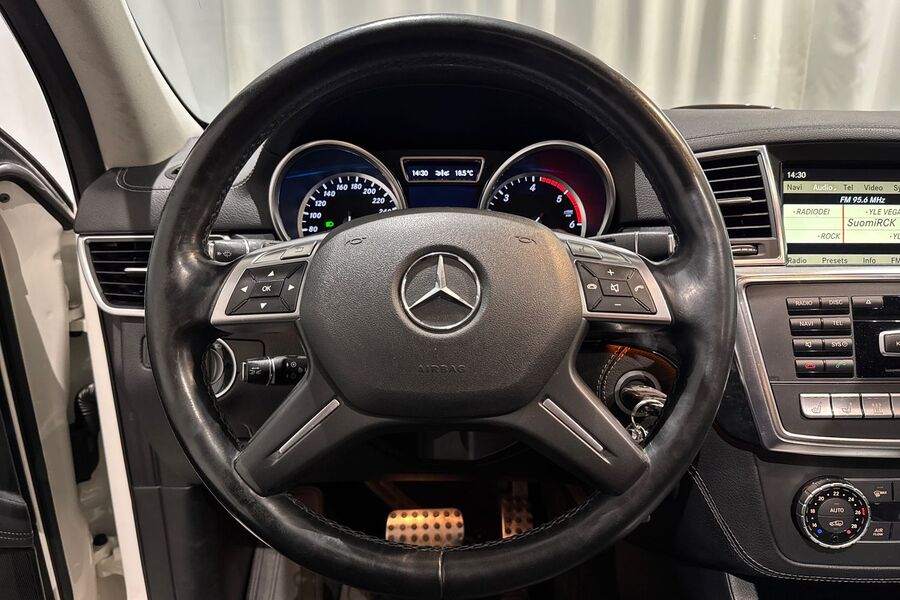 Mercedes-Benz ML vaihtoauto