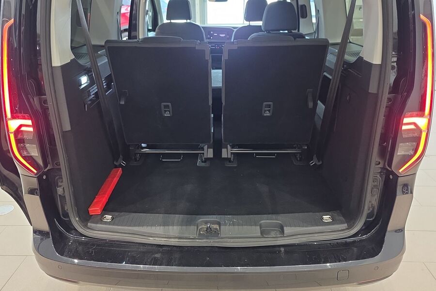 Volkswagen Caddy Maxi vaihtoauto