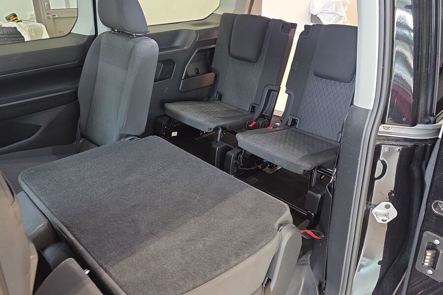 Volkswagen Caddy Maxi vaihtoauto