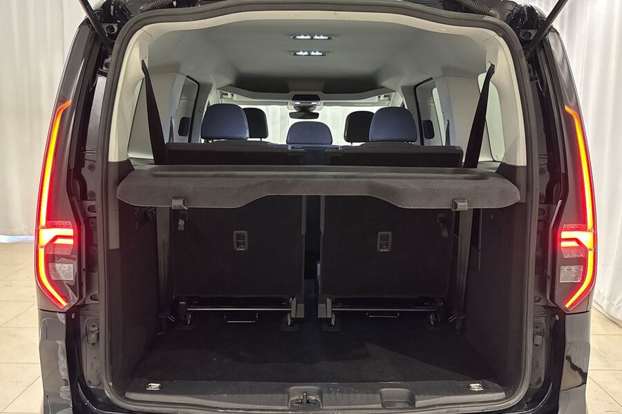 Volkswagen Caddy Maxi vaihtoauto
