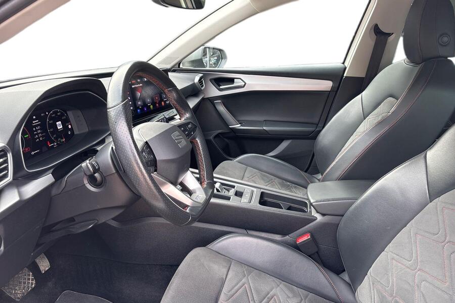 SEAT Leon Sportstourer vaihtoauto