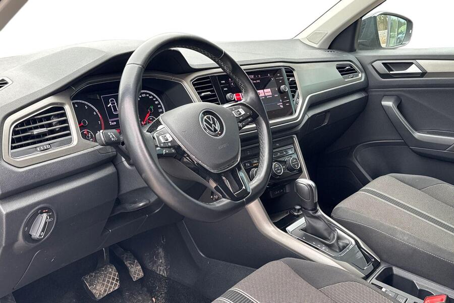 Volkswagen T-Roc vaihtoauto