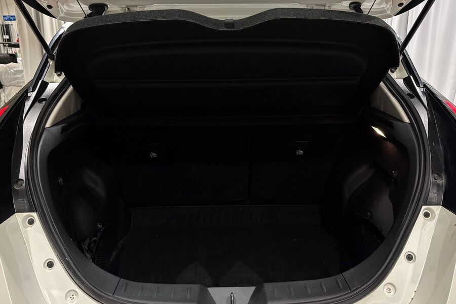 Nissan Leaf vaihtoauto