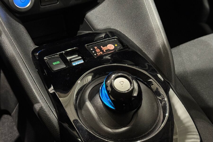 Nissan Leaf vaihtoauto