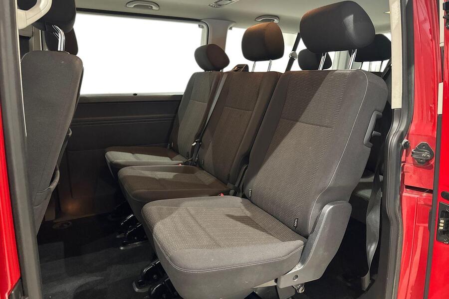 Volkswagen Caravelle vaihtoauto