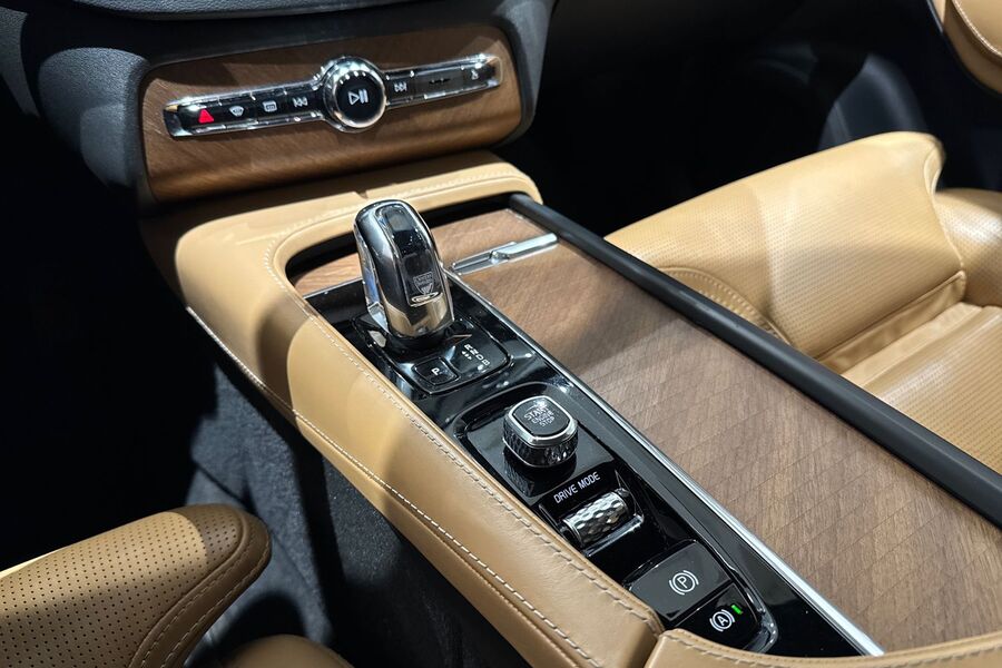 Volvo XC90 vaihtoauto