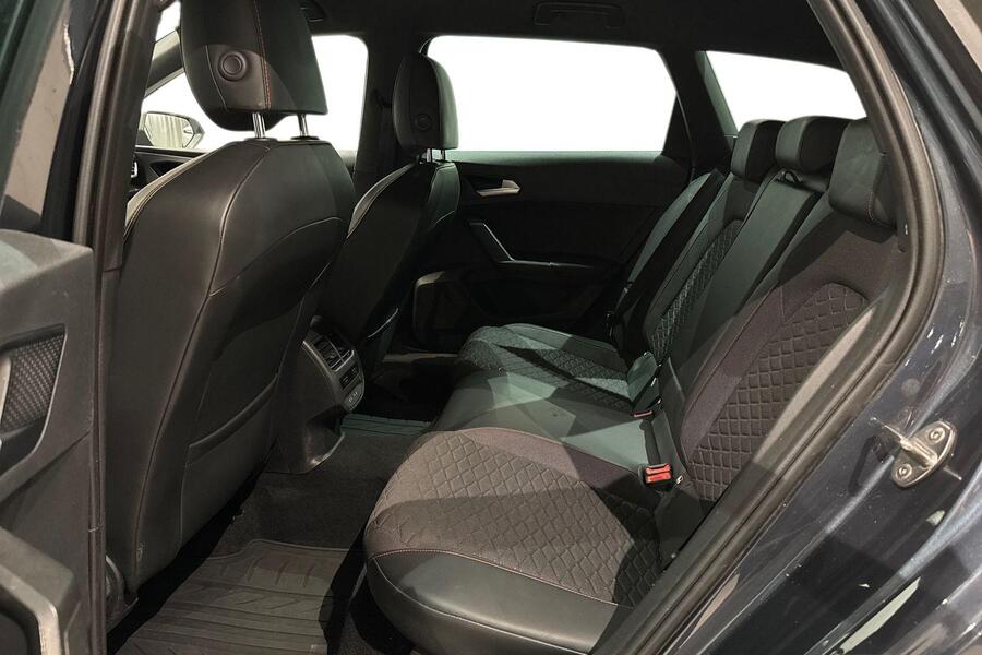 SEAT Leon Sportstourer vaihtoauto