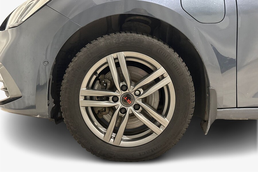 SEAT Leon Sportstourer vaihtoauto