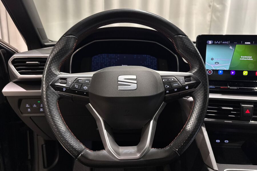 SEAT Leon Sportstourer vaihtoauto