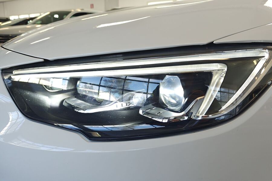 Opel Insignia vaihtoauto