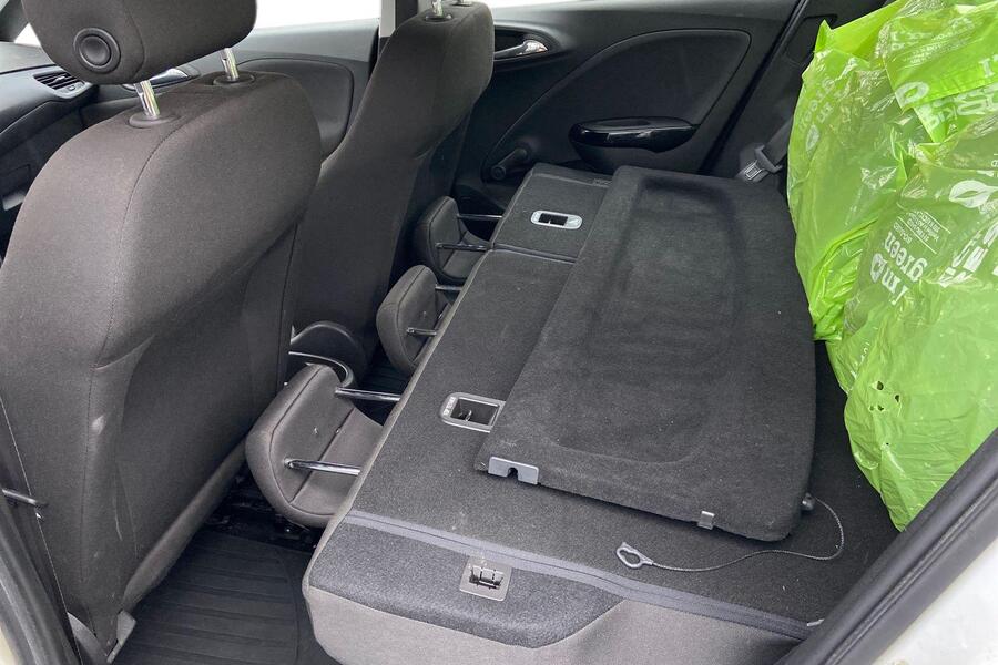 Opel Corsa vaihtoauto