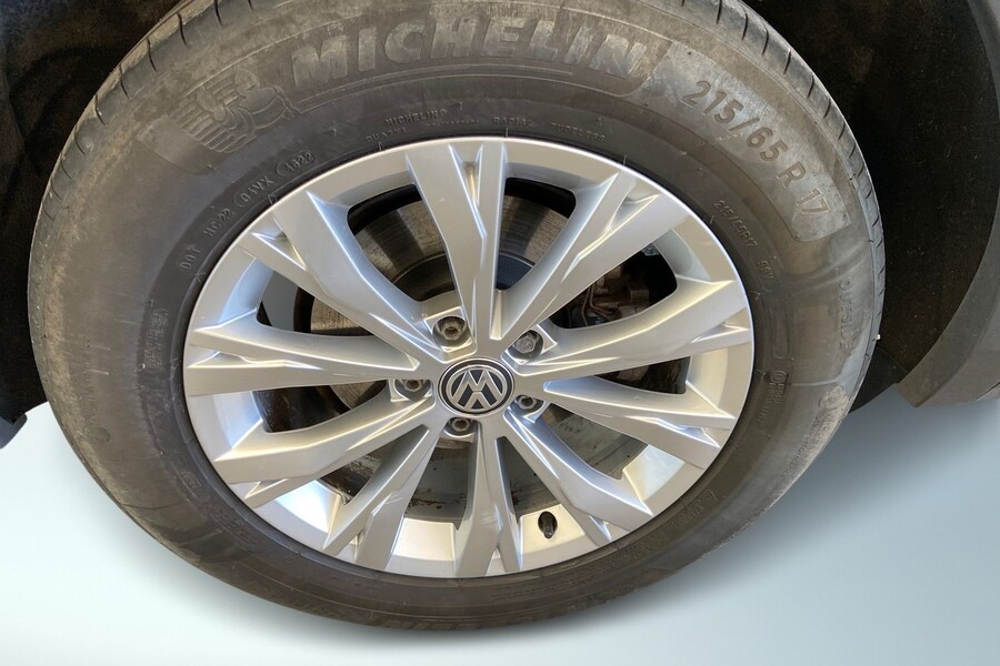 Volkswagen Tiguan vaihtoauto